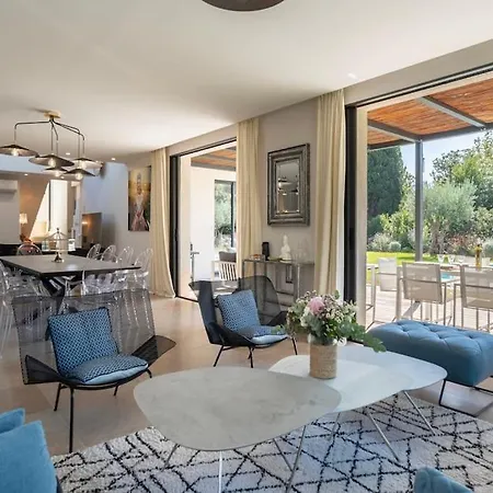 Moderne Proche De La Ra9320 سان تروبيه